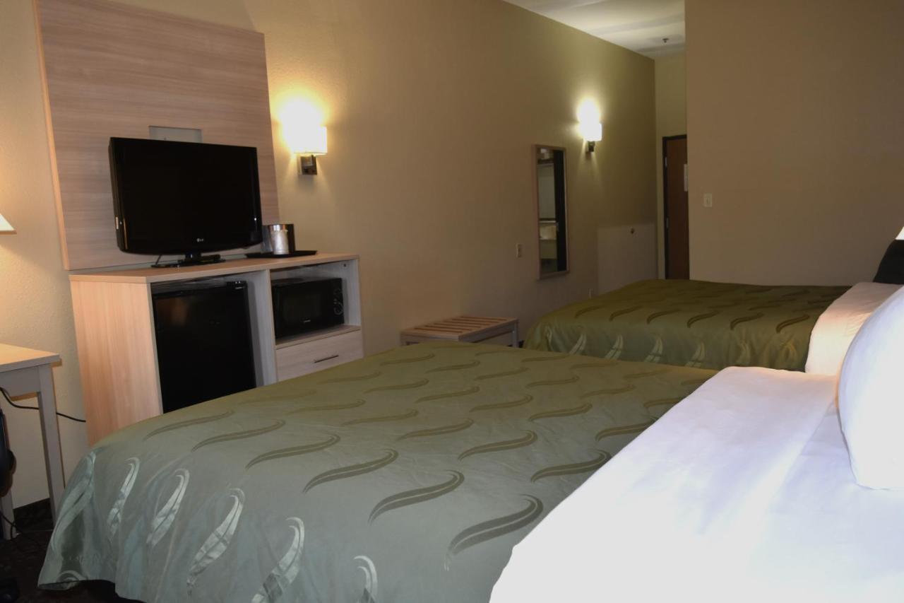 Quality Inn & Suites Brooks Louisville South Kültér fotó
