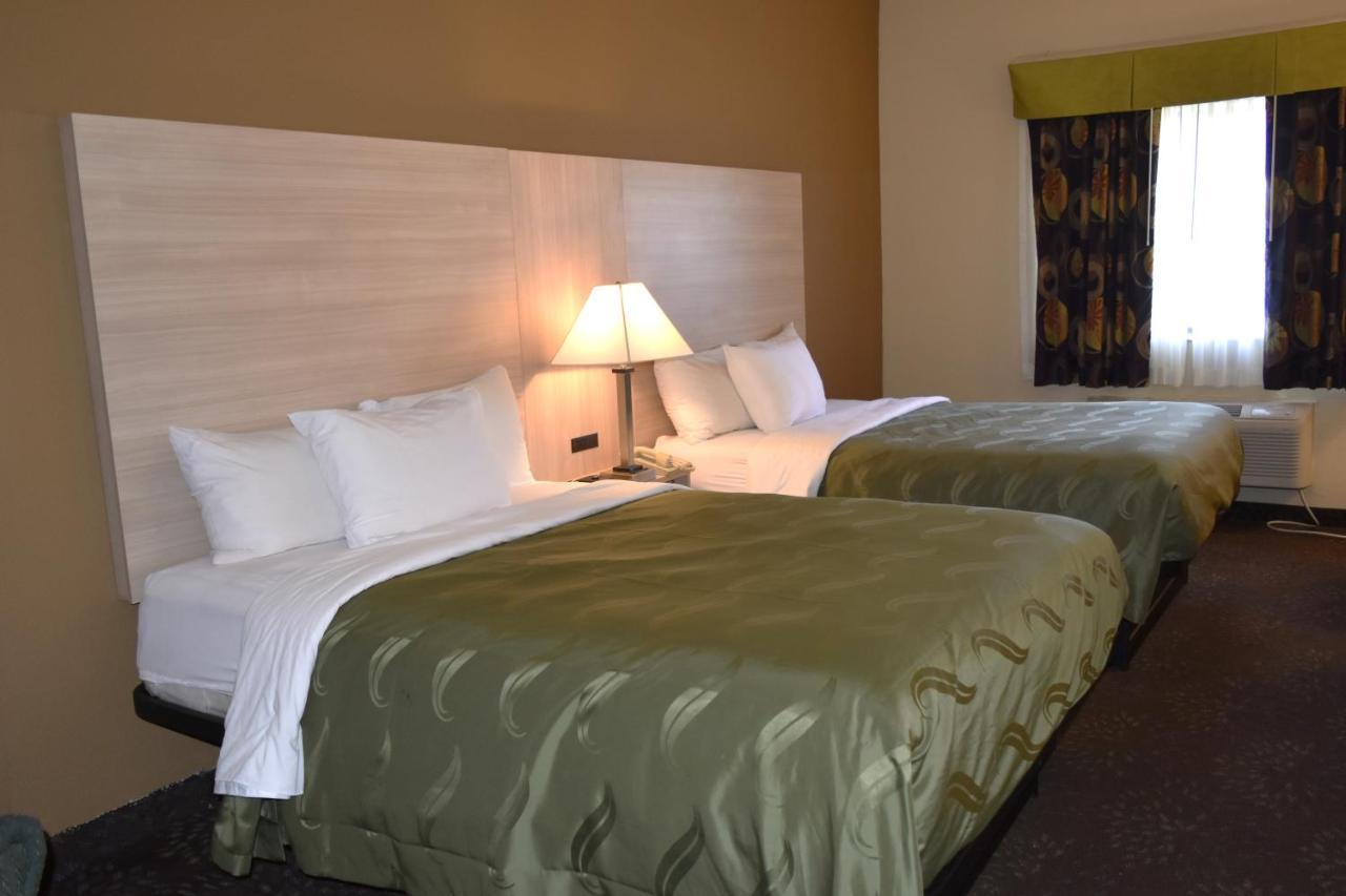 Quality Inn & Suites Brooks Louisville South Kültér fotó