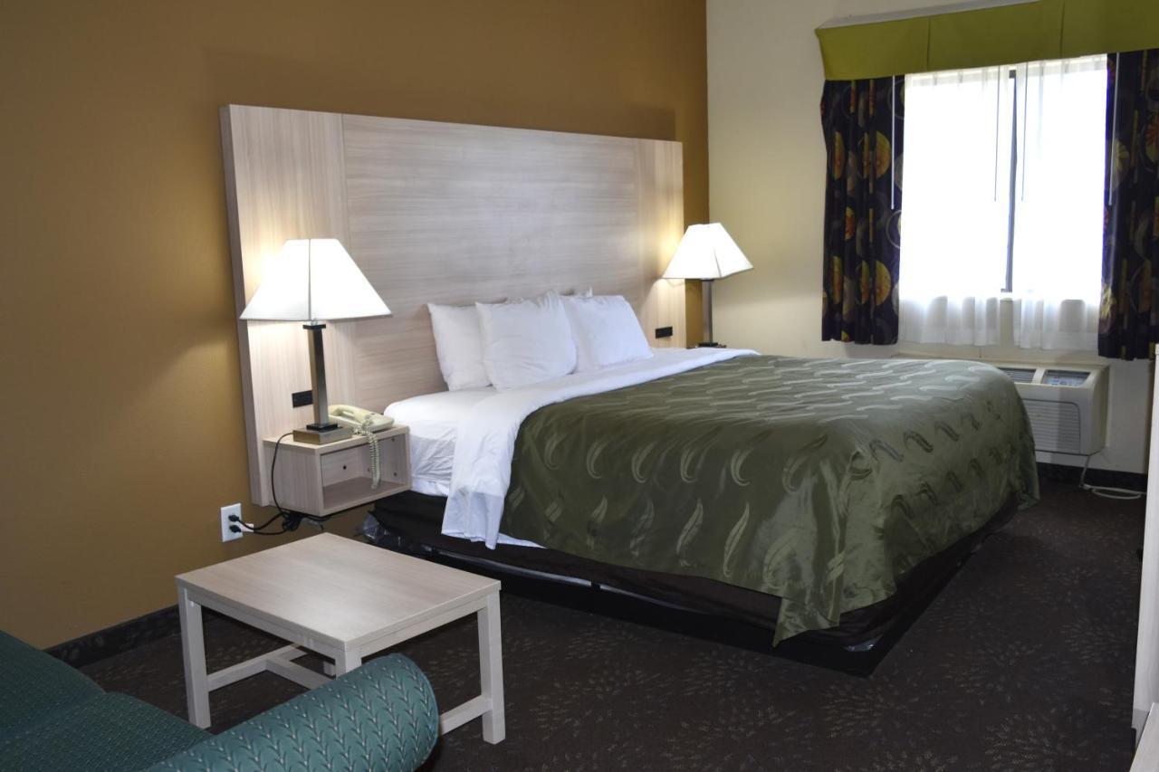 Quality Inn & Suites Brooks Louisville South Kültér fotó