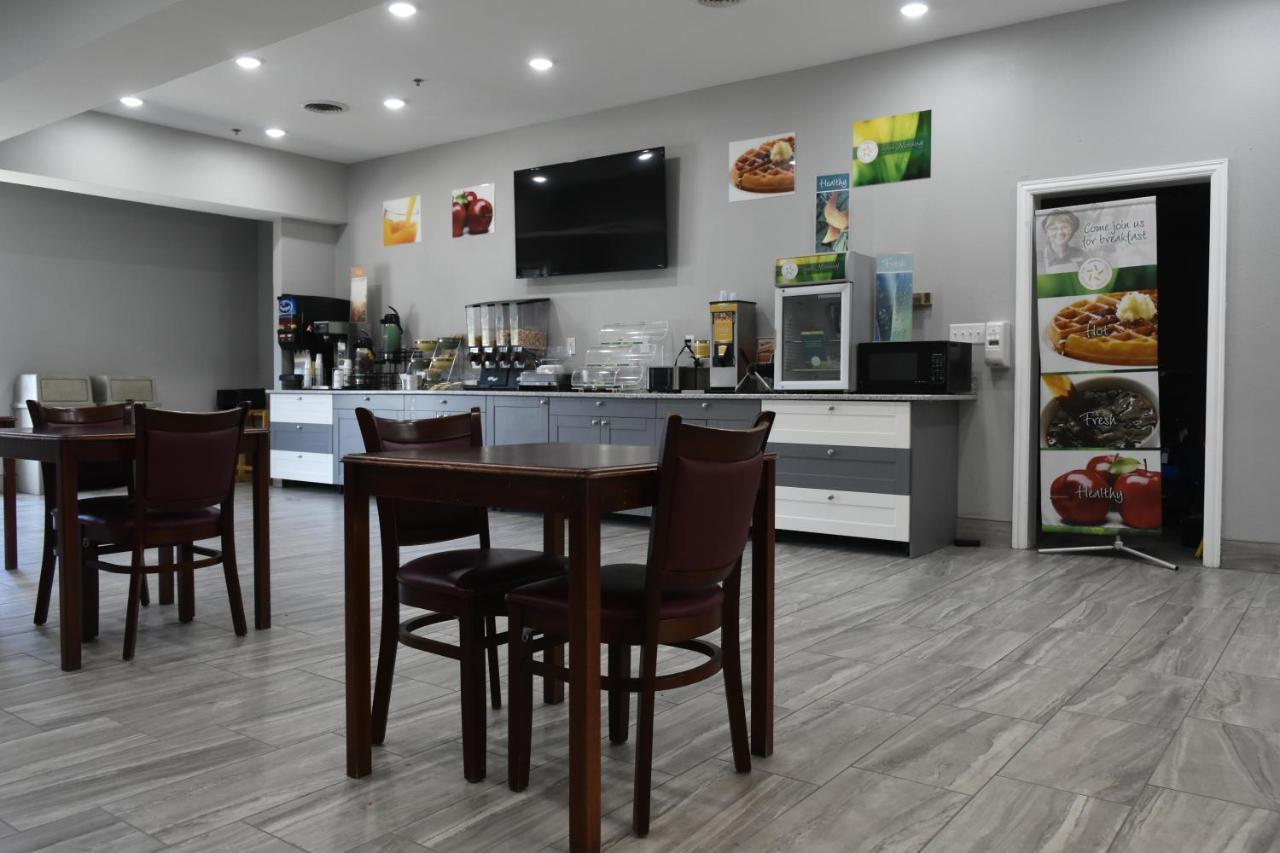 Quality Inn & Suites Brooks Louisville South Kültér fotó