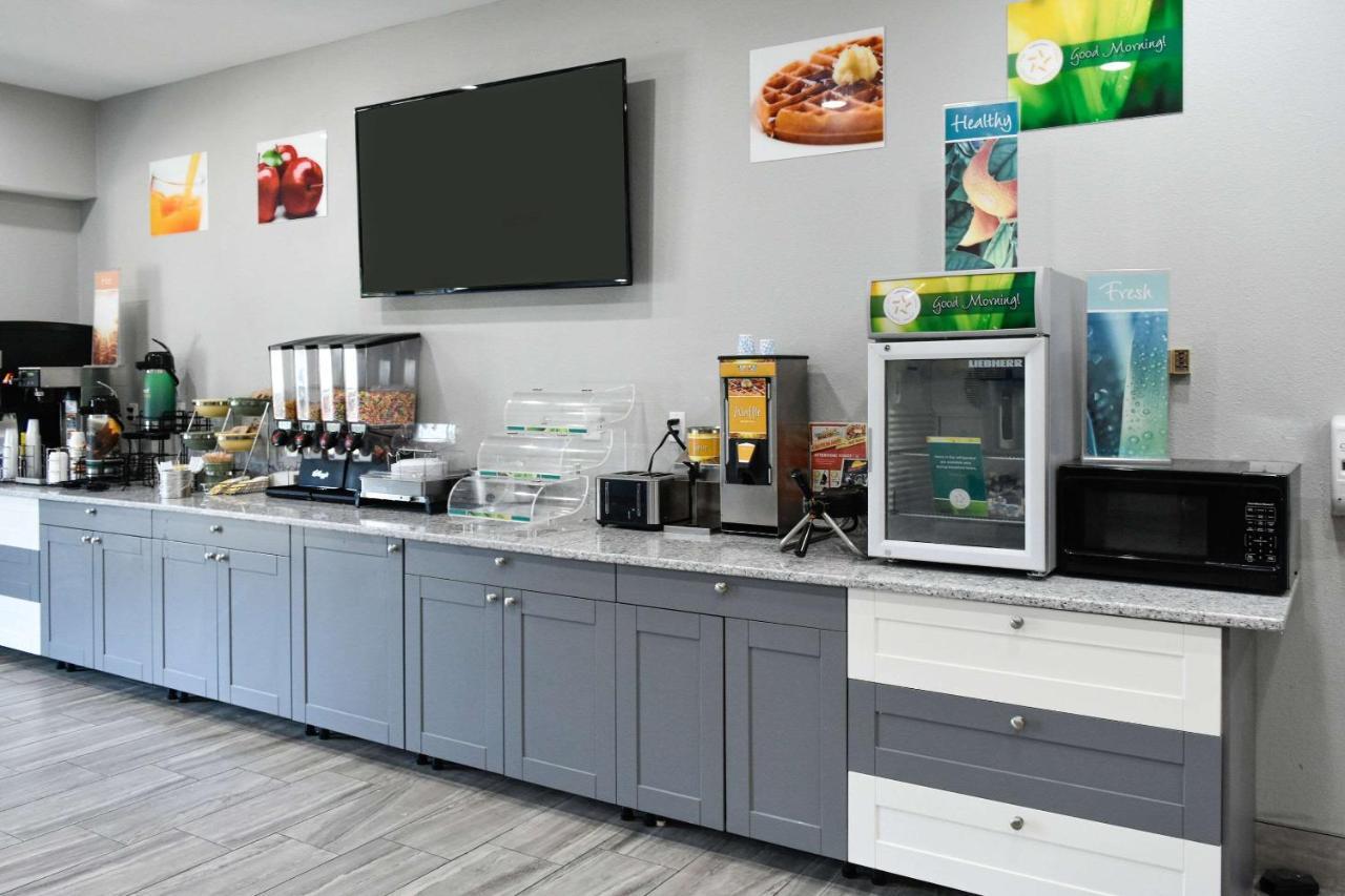 Quality Inn & Suites Brooks Louisville South Kültér fotó