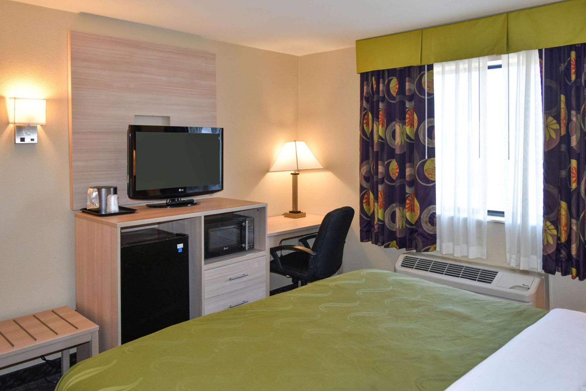 Quality Inn & Suites Brooks Louisville South Kültér fotó