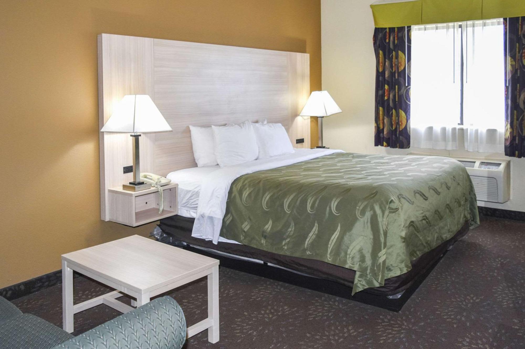 Quality Inn & Suites Brooks Louisville South Kültér fotó
