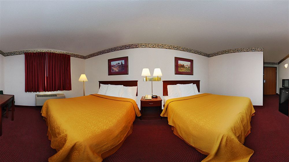 Quality Inn & Suites Brooks Louisville South Kültér fotó